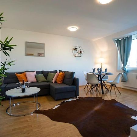 Stylish 2 Floor Penthouse • 15 Min To City Center Wien Ngoại thất bức ảnh