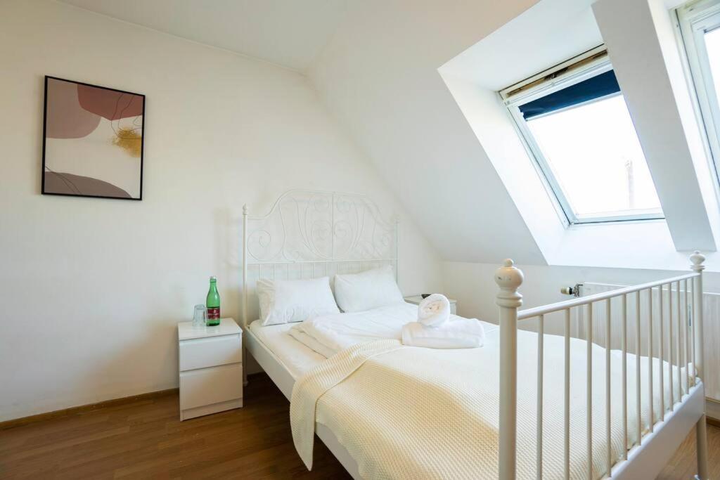 Stylish 2 Floor Penthouse • 15 Min To City Center Wien Ngoại thất bức ảnh