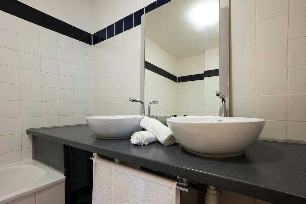 Stylish 2 Floor Penthouse • 15 Min To City Center Wien Ngoại thất bức ảnh